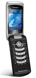RIM представила первую «раскладушку» BlackBerry 