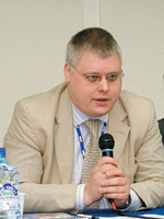 Денис Калинин