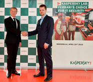 ИТ-директор Ferrari Витторио Боеро (слева) и директор по исследованиям и разработке ЛК Николай Гребенников 