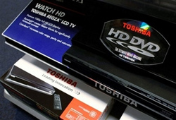 Toshiba counts cost of HD defeat 