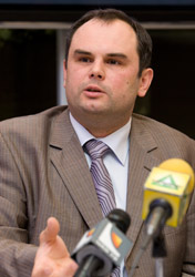 Денис Лобанов, заместитель генерального директора, коммерческий директор ОАО МГТС 