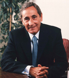 Хулио Линарес