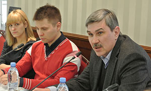 Справа: Сергей Кетов (GFK)