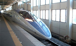 Поезда «Синкансэн» оборудуют постоянным высокоскоростным доступом в Интернет