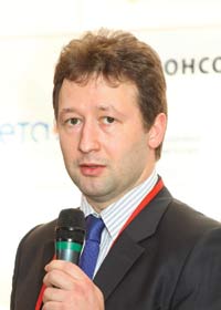 Александр Мельников, специалист по корпоративным технологиям Intel