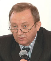 Владимир ЛИВШИЦ, руководитель информационно-аналитического центра НАТ