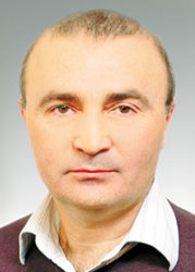 Роман  ПЛАВНИК, фото