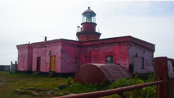 Маяк на берегу пролива Лаперуза