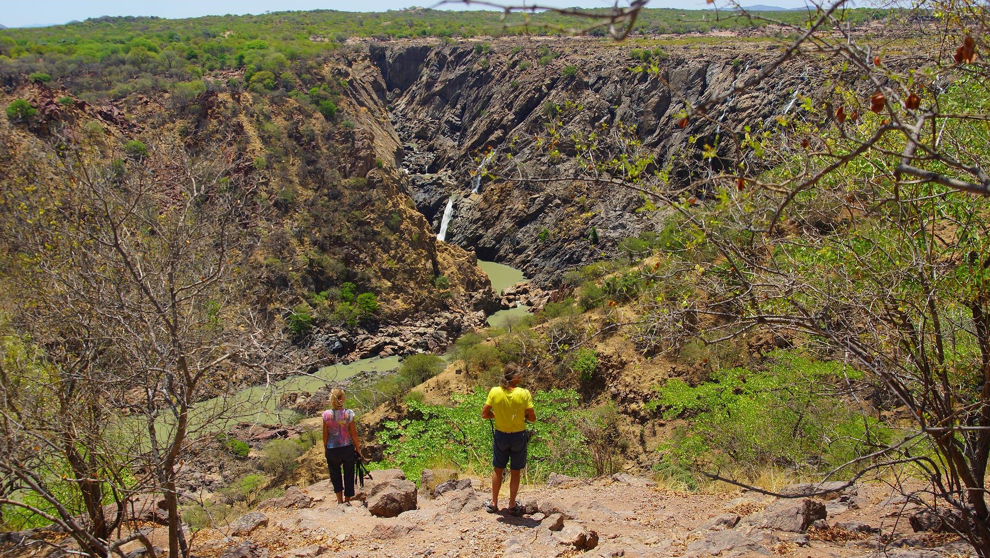 Водопад на реке Кунене Водопад на реке Кунене