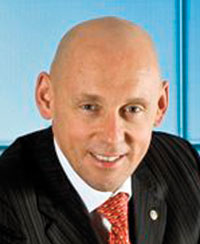 Валерий ЕРМАКОВ, первый заместитель генерального директора по операционной деятельности ОАО «МегаФон»