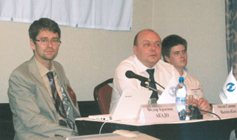 Ф. Краснов (слева) и А. Саввин: «Следуем курсом eTOM»