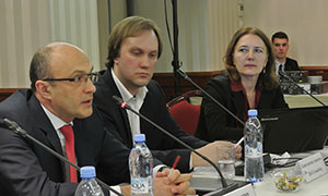 Олег Румянцев (Ассоциация онлайн-кинотеатров), Константин Анкилов (IKS-Consulting), Елена Крылова (IKS-Consulting)