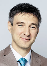 Сергей ЛИХАРЕВ, руководитель продаж, IBM Big Data Solutions 
