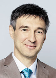 Сергей ЛИХАРЕВ, фото