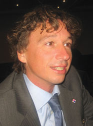 Франк де ФРЕМЕРИ, вице-президент по продажам и развитию бизнеса Linxtelecom