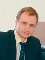 Олег Колесников